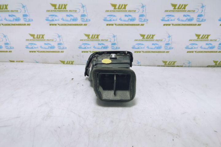 Gura grila ventilatie bord 1q0819710b Volkswagen VW Scirocco 3  [din 2008 pana  2015] seria