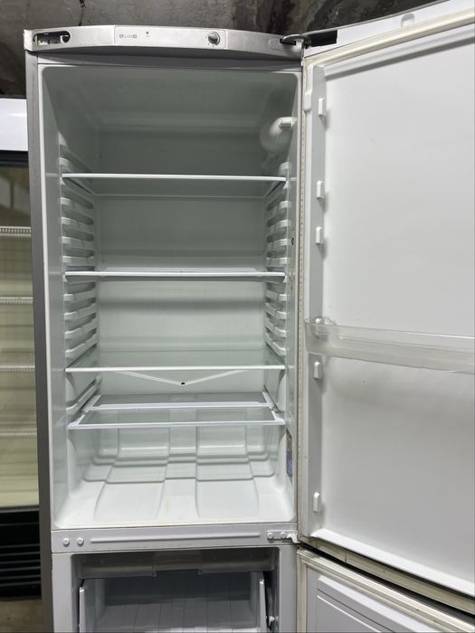 Срочно продам холодильник