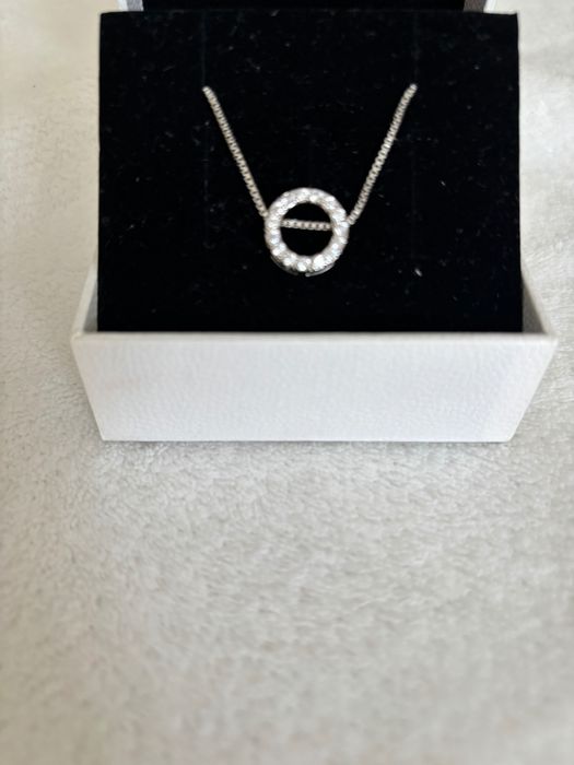 Елегантно колие стомана