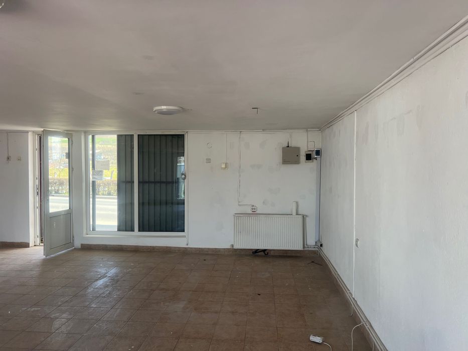 Spatiu comercial central de vanzare /inchiriere in Ludus