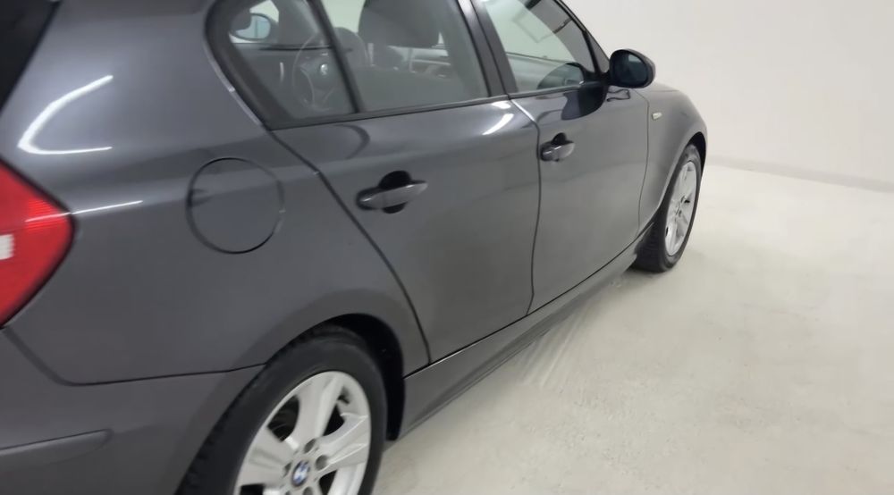 BMW Seria 1 de vânzare
Se vinde BMW Seria 1, mașină întreținută, ideală pentru oraș și drumuri lungi.
 Preț: 4.500 €
 Mașină înscrisă în circulație