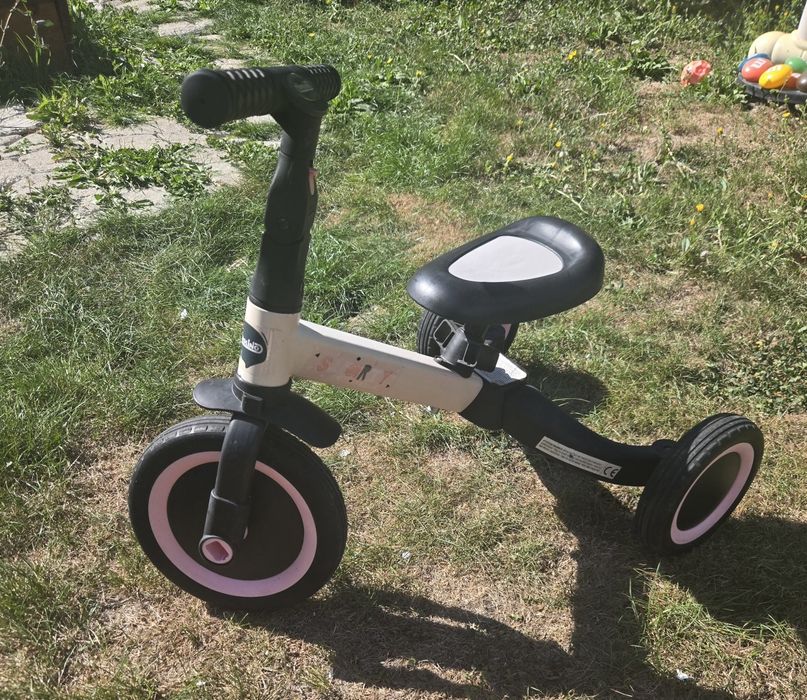 Триколка и колело за балансиране 2 в 1 Chipolino "Смарти",