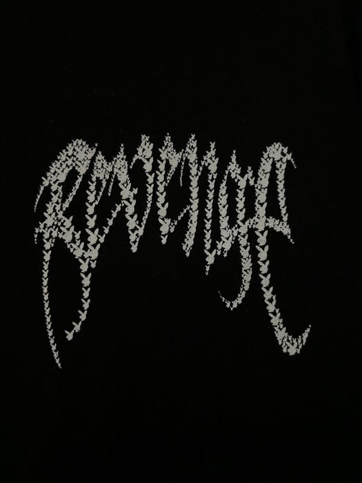 Tricou Revenge x Playboi