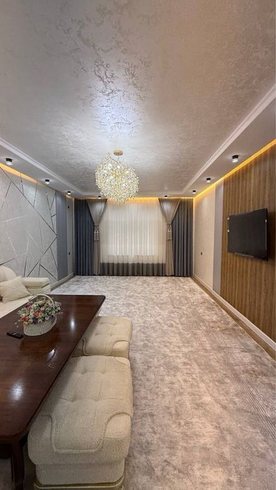 Продается 3 ком. Квартира площадью 105 кв.м. В Согдиане ор. Мечеть