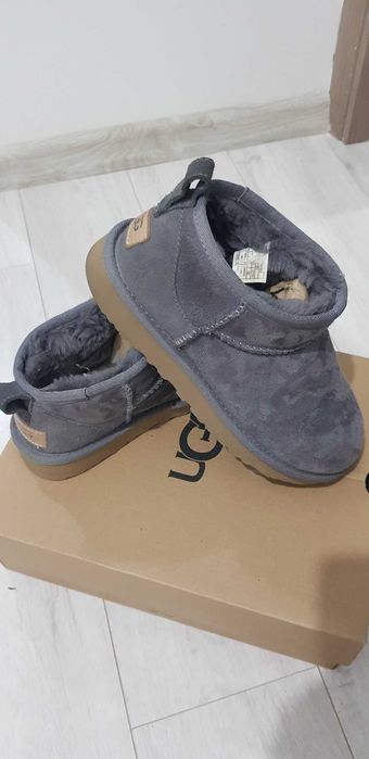 Ghete Ugg scurte