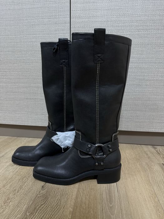 Ботуши Zara, нови