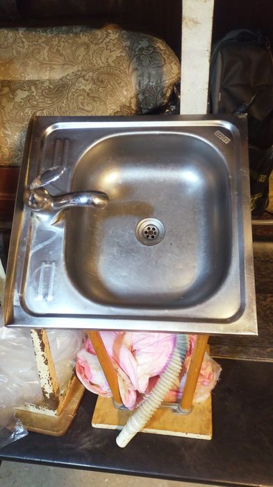 Продам мойку нержавейка