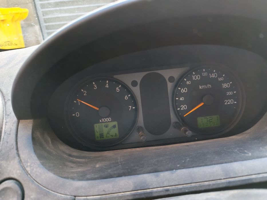 FORD Fiesta 2002 — imagine 2