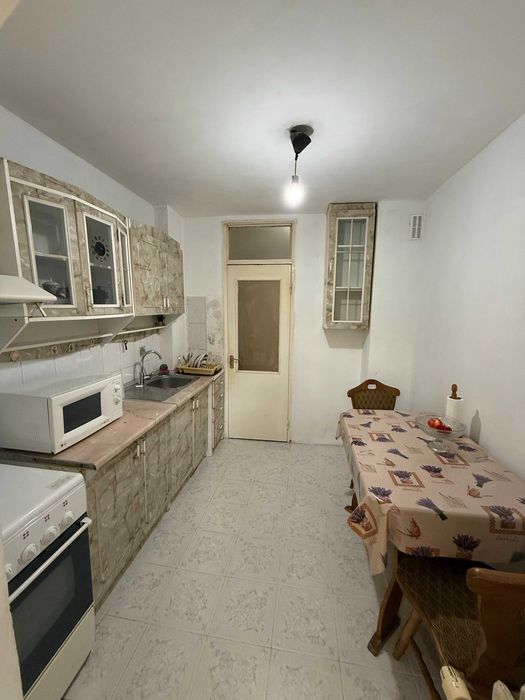Apartament 2 camere decomandat – zona Sărari-Împăratul Traian