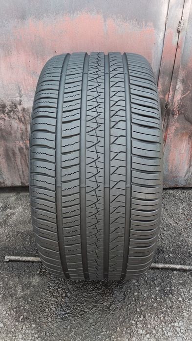 1брой всесезонна гума 295/40/20 Pirelli Scorpion