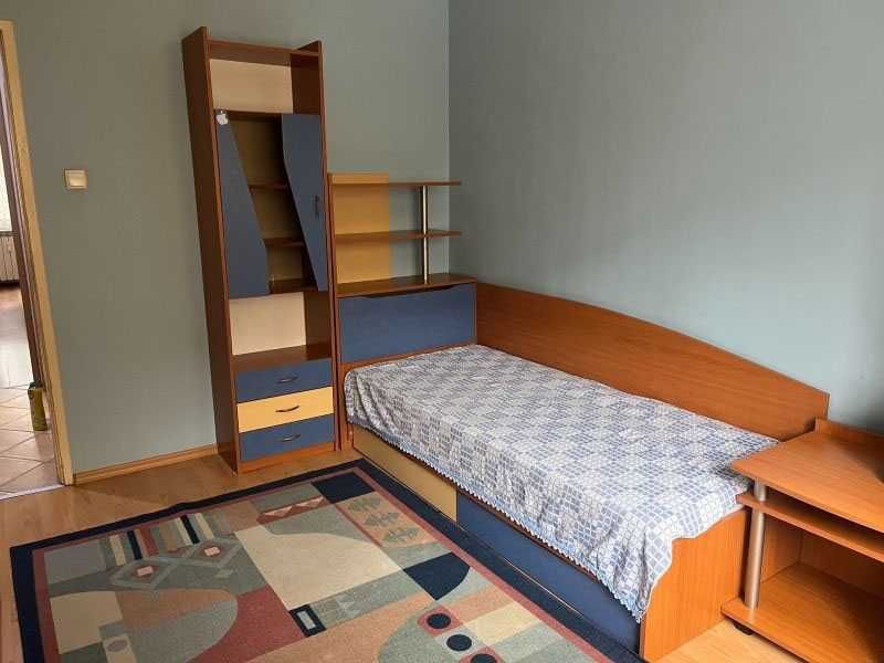 Дава се под наем Тристаен апартамент в София, Надежда 3 - 98 кв.м за 628.32 € - Снимка #1