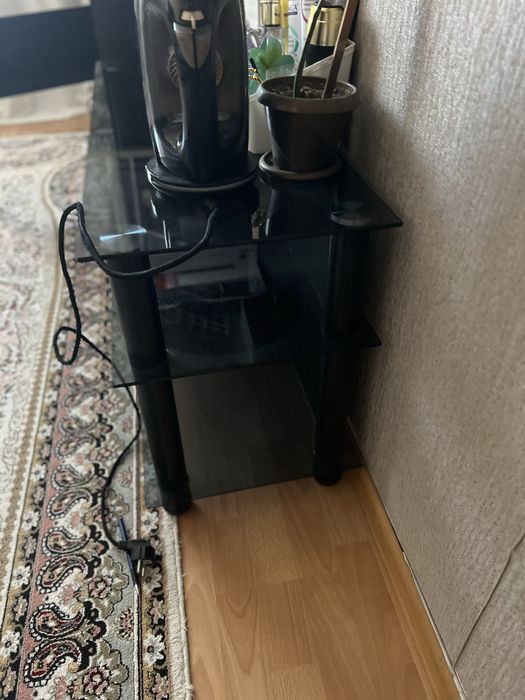 Продам стекляную подставку