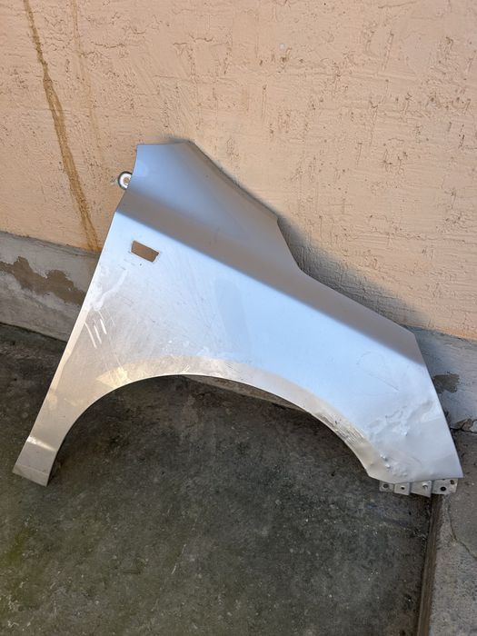 Cobalt крыло правый