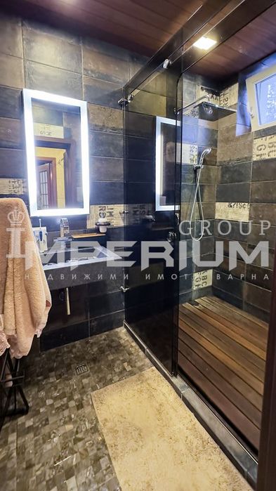 Продава се Къща в Варна, м-т Акчелар - 340 кв.м за 1971 €/кв.м - Снимка #6