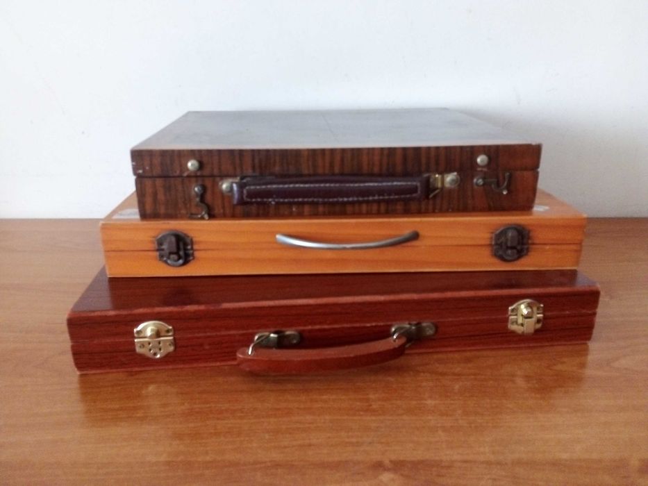 Кутия кейс от пури, празна