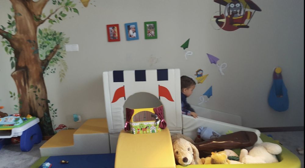 Детски центр, playground, естествена кожа