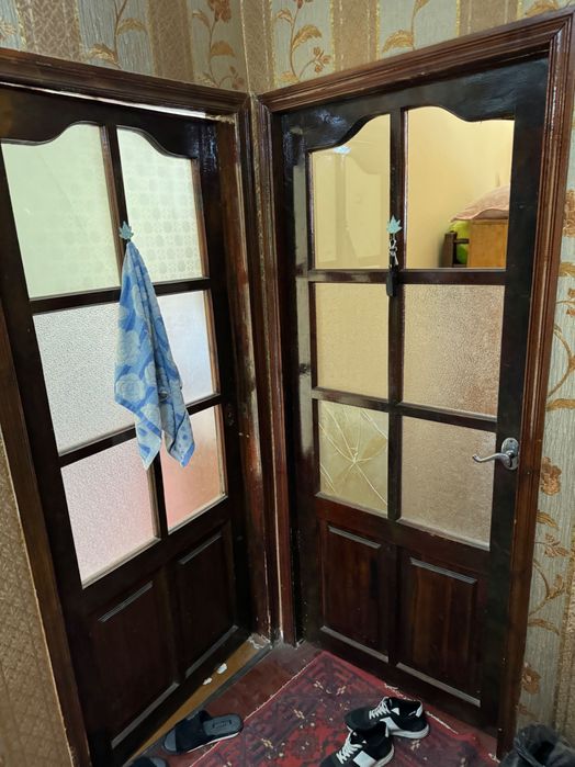 Продам б/у двери