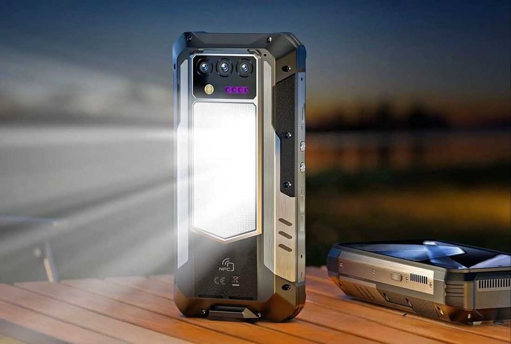 Oukitel WP100 Titan Projector 5G 48GB RAM 512GB ROM с IP68 защита