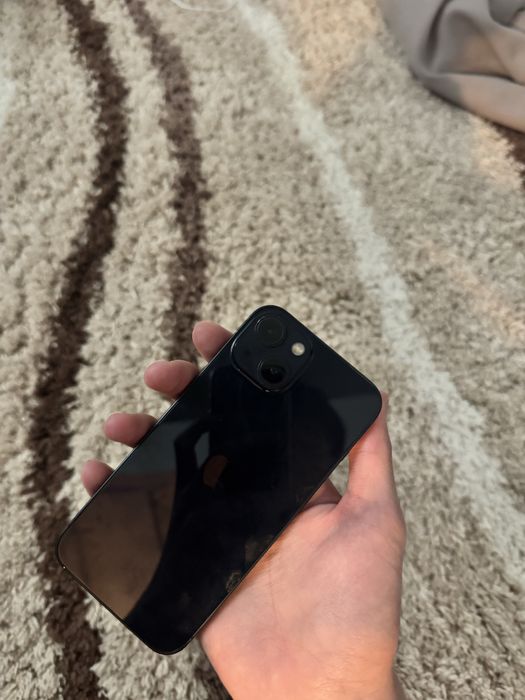 iPhone 13 в идеальном состоянии!