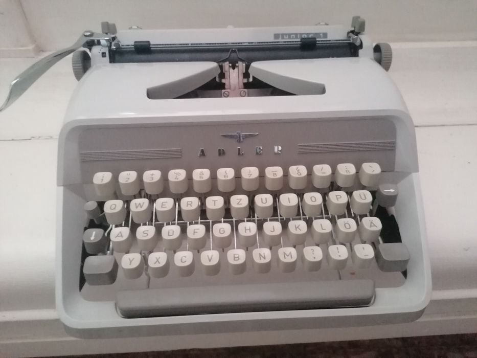 Masina de scris Adler Junior 3