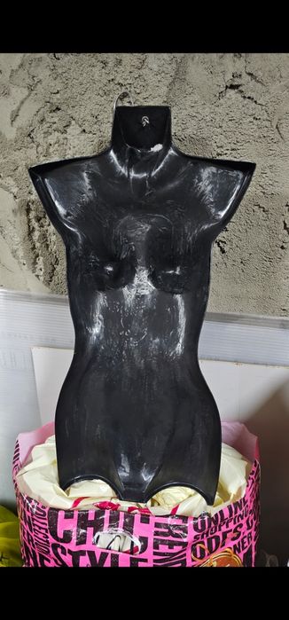 Продам манекены черные