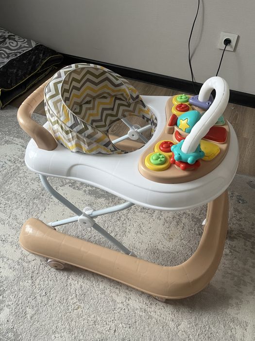 Продается ходунок с толокаром