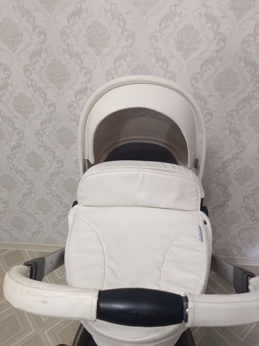 Продам коляску HOT MOM