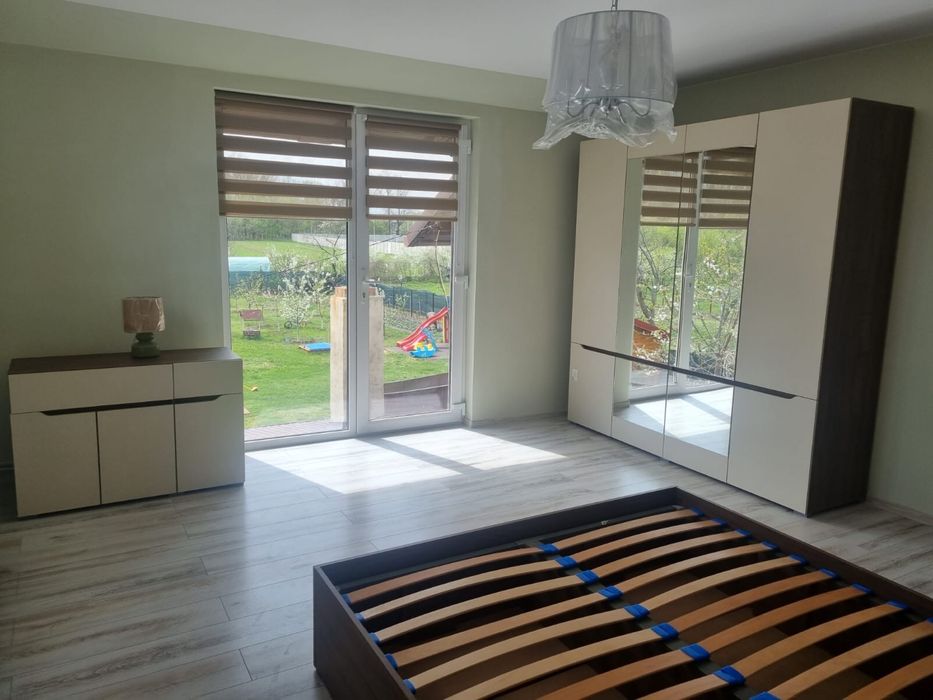 Montam mobila (orice producator) si parchet