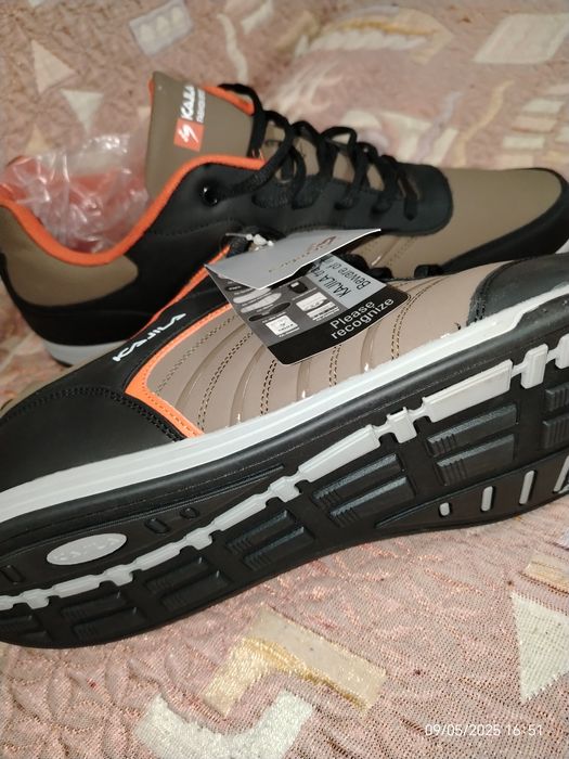 Кроссовки великаны