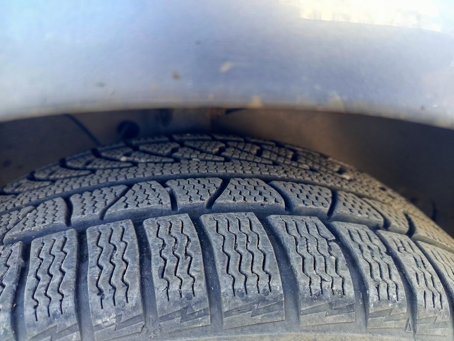 Зимни гуми Petlas