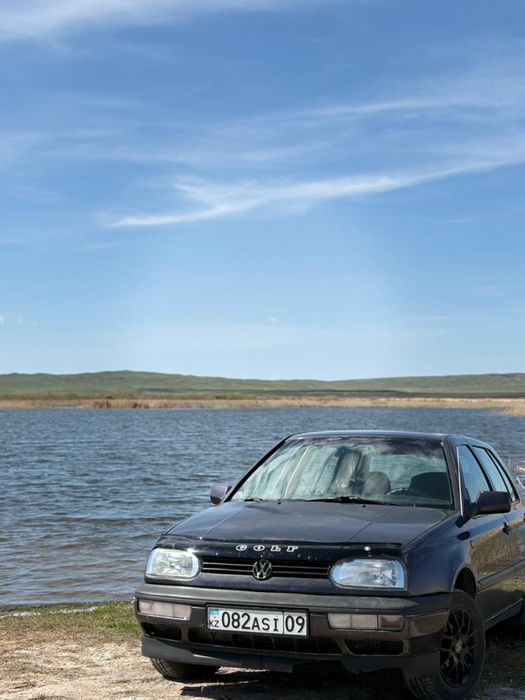 Продам гольф 3 1.6 ABU