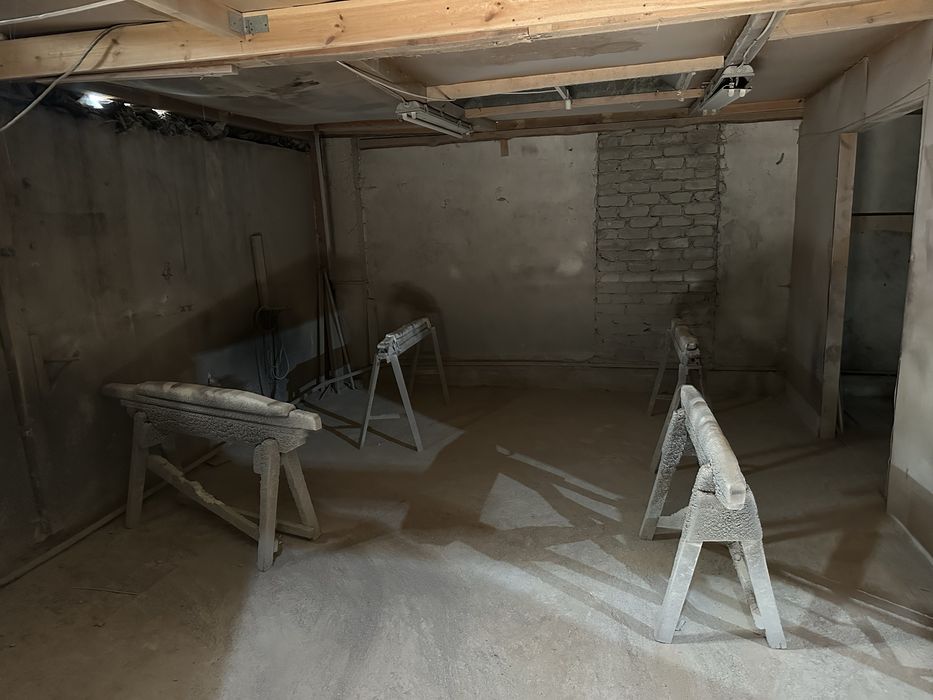 Сдам в аренду столярное помещение со станками