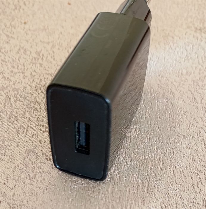 Зарядни за смартфон / таблет