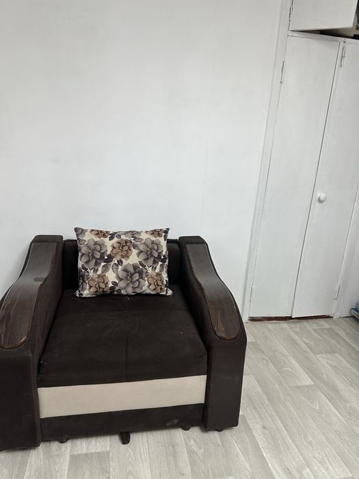 Диван 20.000тг.