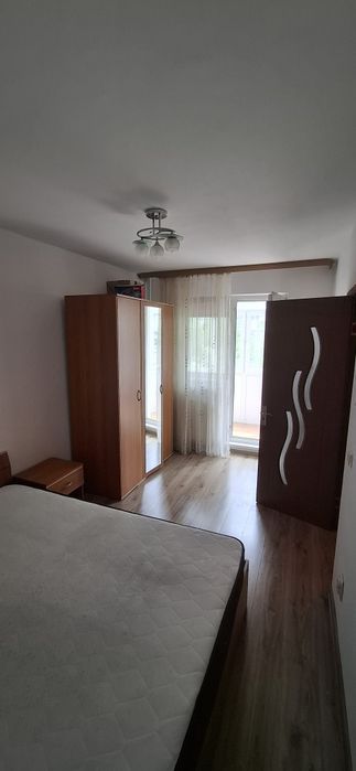 Vand apartament Bariera București
