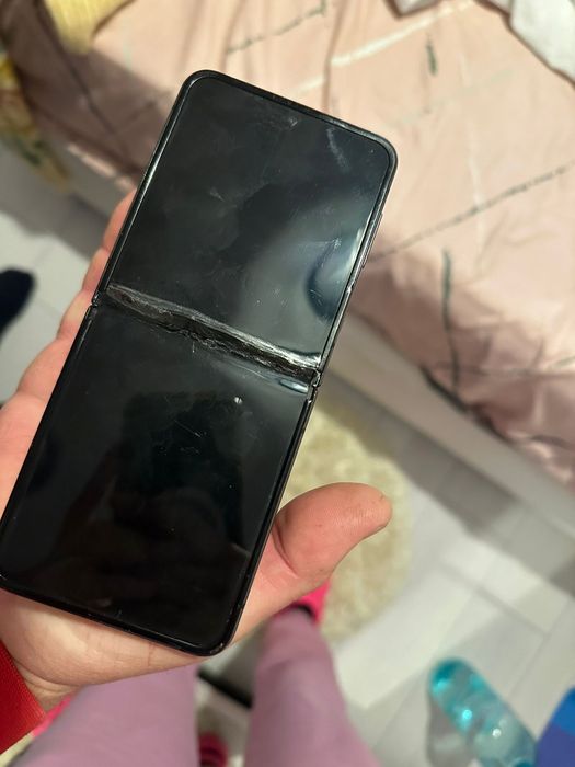 Samsung flip z 3 display principal spart cel din fata functional