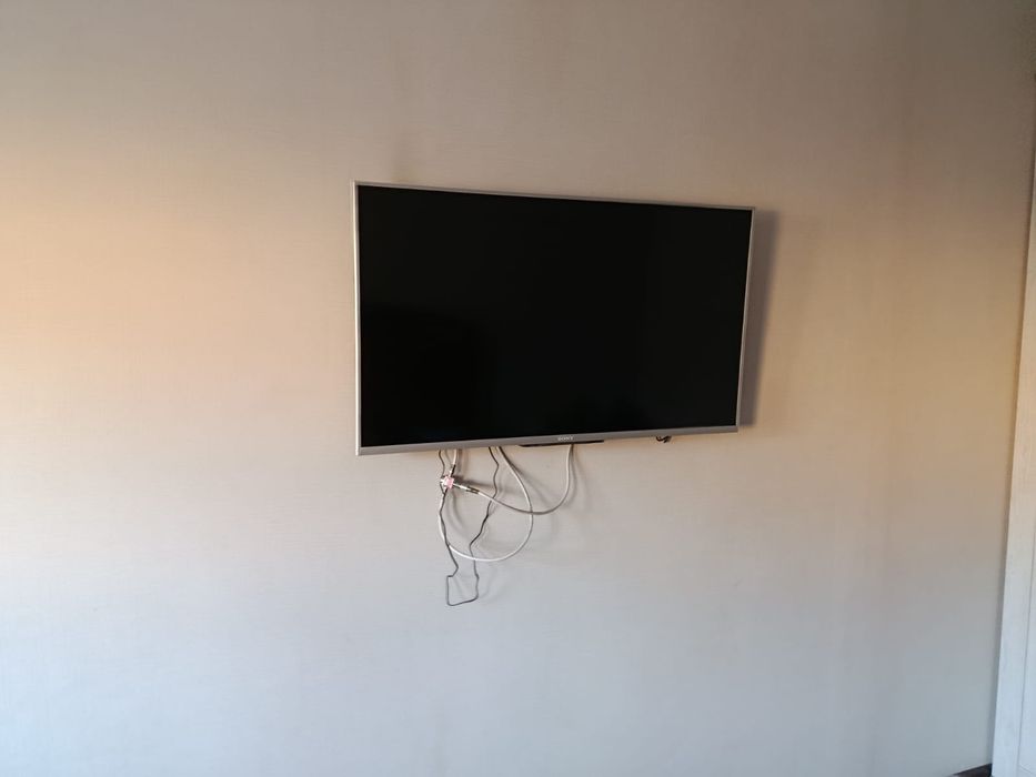 Телевизор sony 108см