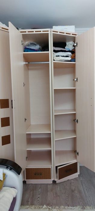 Продам 3-х створчатый шкаф