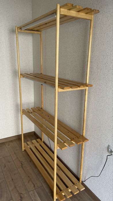 Стеллаж для комнатных цветов