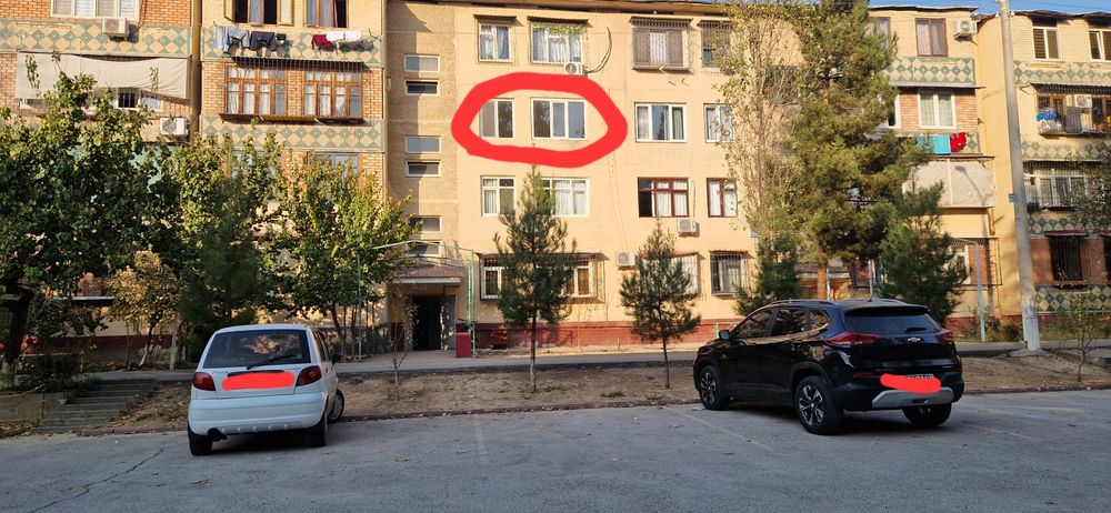 Юнусобод 8-кв 4/3/4 Продаётся квартира