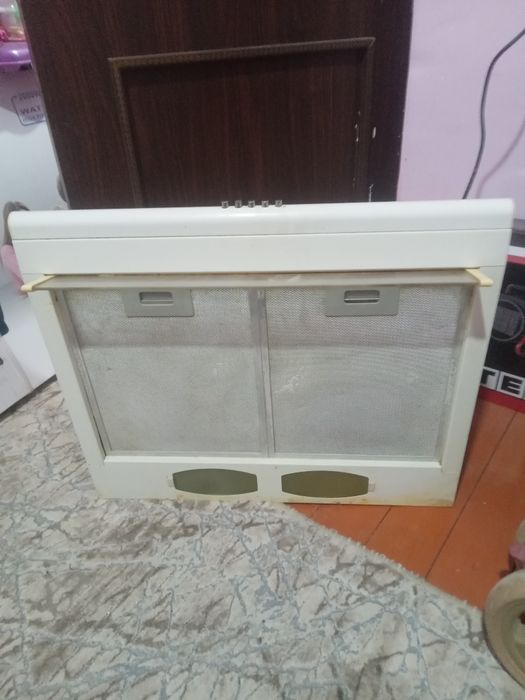 Кухонный гарнитурлар. Ва эшиклар.