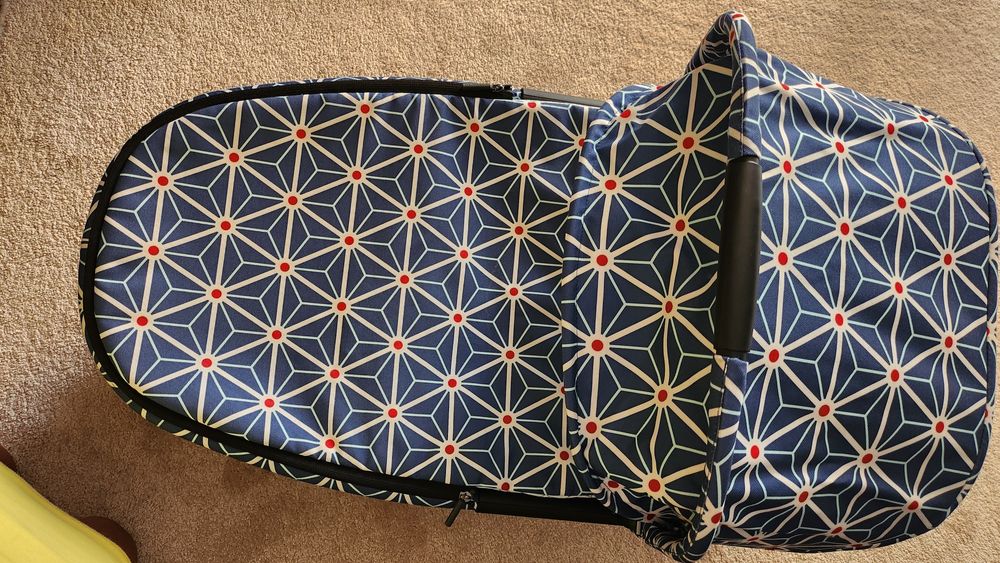 Бебешки кош Maxi cosi