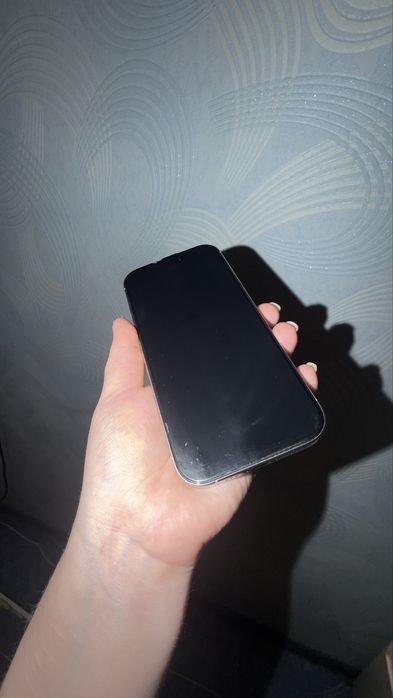 Продам iphone 16 pro