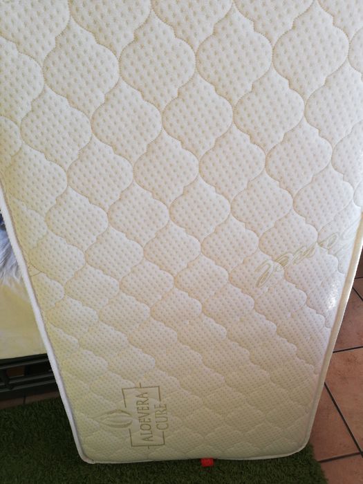 Детски матрак неразличим от нов
