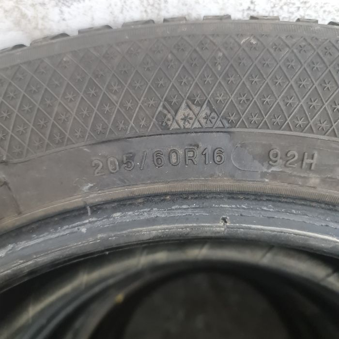 4x 205/60/16 M+S KLEBER PROFIL 7.4MM DOT 2017 Stare impecabila