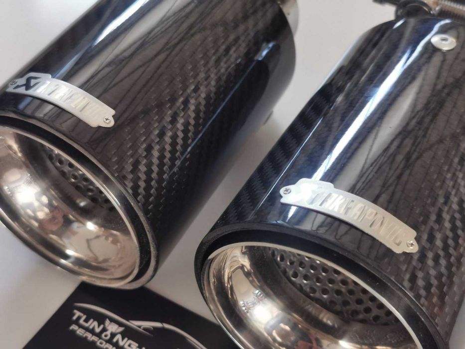 Спортни Карбонови накрайници за ауспух генерация гърне Akrapovic
