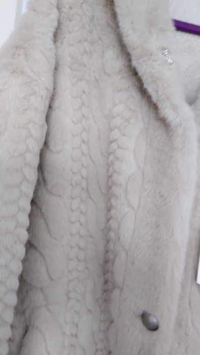 Продам пальто женское