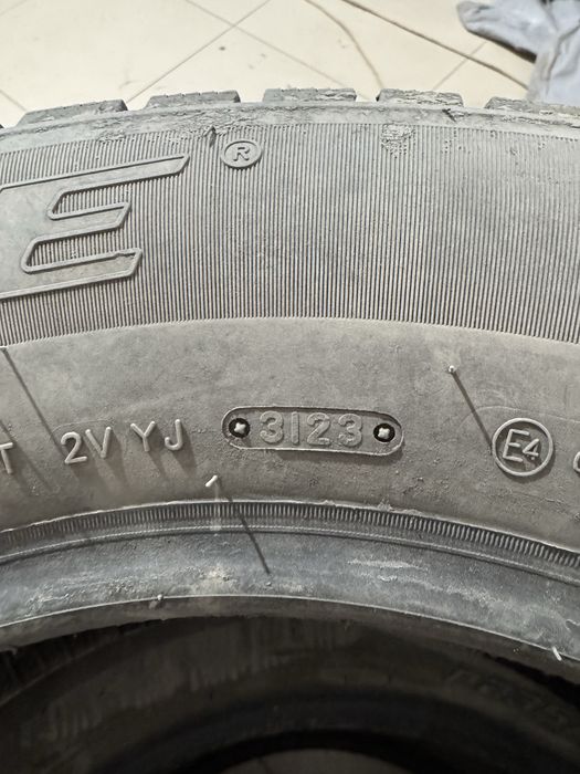 235/65 R17 б/у зимние