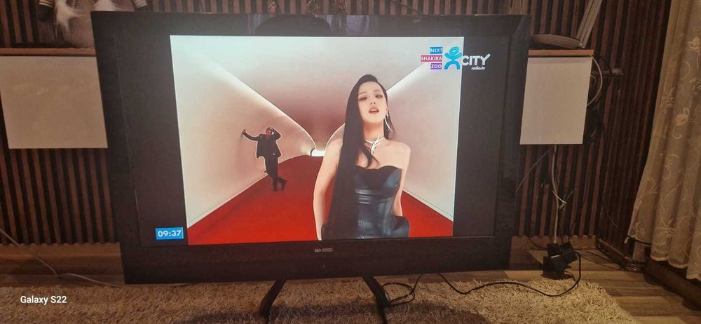 Телевизор LCD Electrion 42