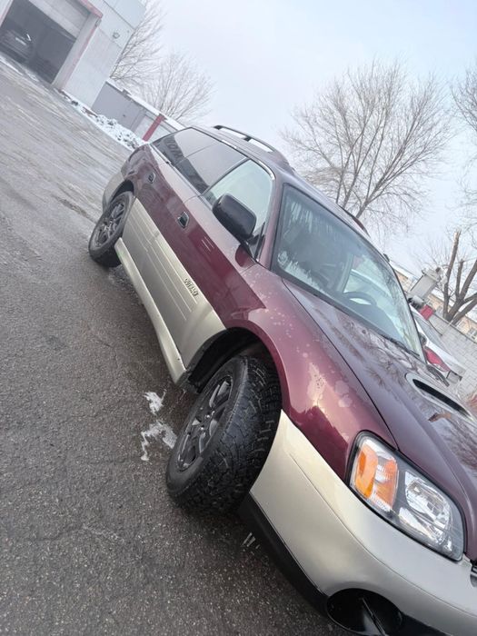 Субару аутбак 2000